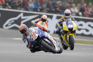 Jorge Lorenzo takes time out from his schedule of grizzly wrestling and other lunacy to ride a MotoGP bike with several broken bones. And come second. Outrageous...