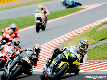 Edwards, Melandri and Mika Kallio had their own personal fight. Elias is on the way to spoil things... 