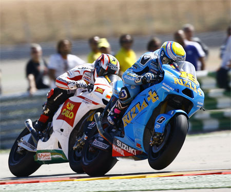 Bautista and Melandri. It stayed this close for most of the race... (Pic: Suzuki)