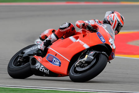 Nicky Hayden is the only other person to have gelled with the Ducati...and he's going to be teamed with Rossi next season. Should be interesting... (Pic: Ducati)