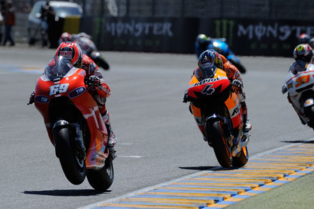 Nicky Hayden is the only person other than Stoner, it seems, who can make the Ducati work. And rather well, too... (Ducati)