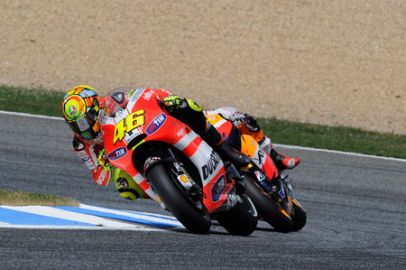 Rossi leading Dovizioso. (Pic: Ducati)