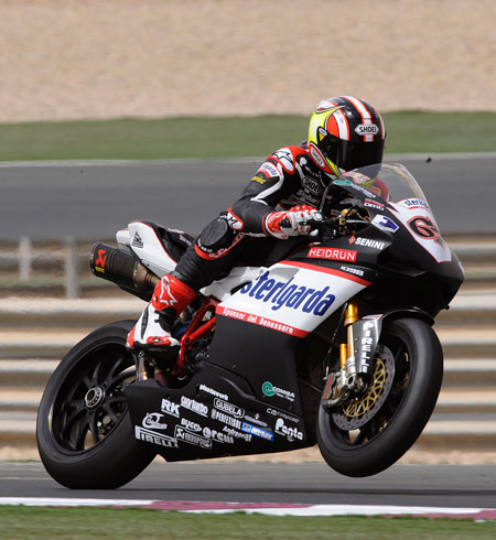 Shakey Byrne appears to have found some of the form that made him 2008 BSB champion...(WorldSBK.com)