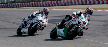 Jonathan Rea and Nori Haga were at this for probably a third of the race, hammer and tongs, every bend. Great stuff... (Pic: InFront Motorsport)