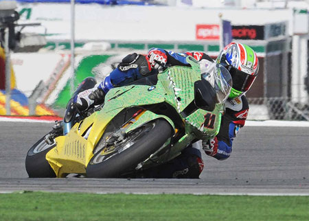 Troy Corser marked his retirement from front line racing with a one-off paint job reflecting his crocodile logo... (Pic: Richard Handley)