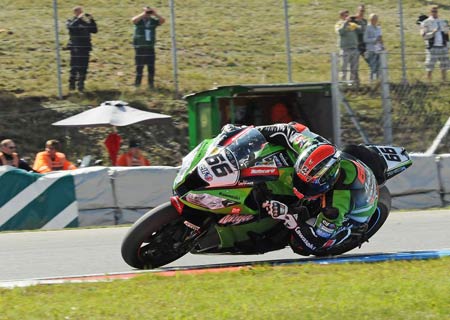 Tom Sykes just seems to have what it takes to make the Kawasaki work...