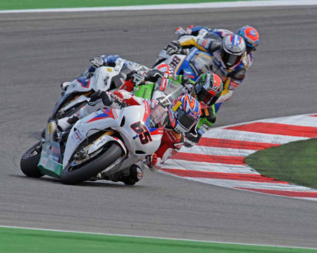 This time it's Rea from Sykes and Haslam with Badovini and Fabrizio in hot pursuit...